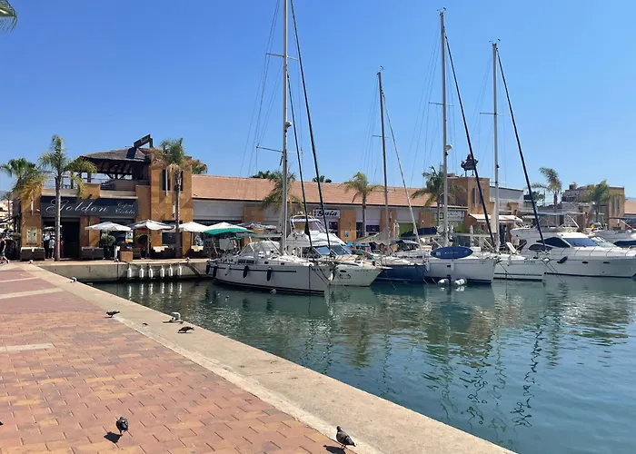 Stunning 3-Bed Apartment In Puerto De Mazarron